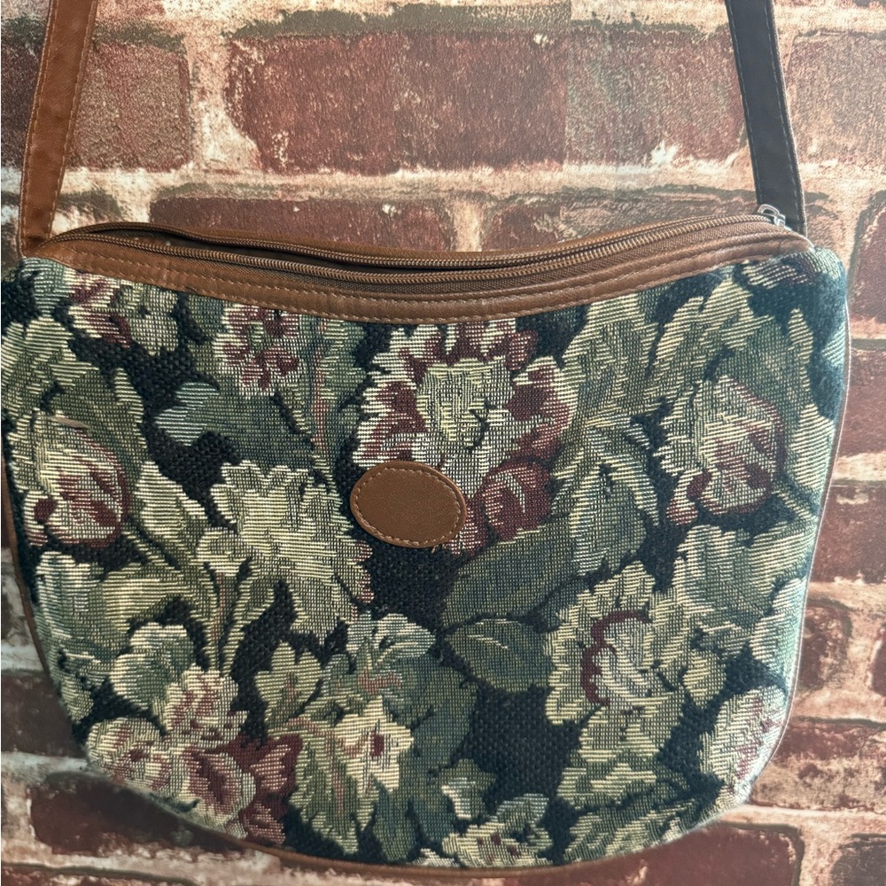 Vintage Mitzi Floral Tapestry Gramma Chic Purse